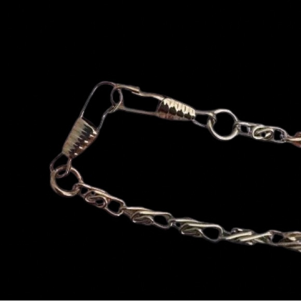 πBundle 2 or More for 50% off+$4.99 Shipping!
Vintage 48β Silver Chain Necklace - Picture 5 of 5
